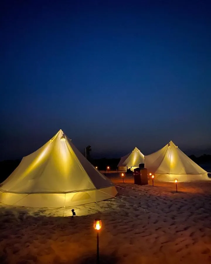 Luxury tent Pura Eco Retreat, Jubail Island Hotel Abu Dhabi United Arab Emirates